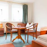 Geranienhof 3*